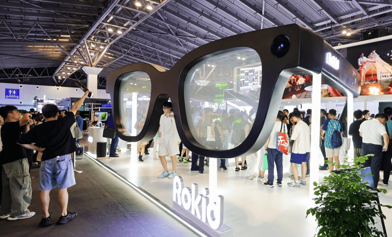 镜大战”比的就是“眼力见”澳门新葡京app潮声丨“百(图1) 镜大战”比的就是“眼力见”澳门新葡京app潮声丨“百(图1)