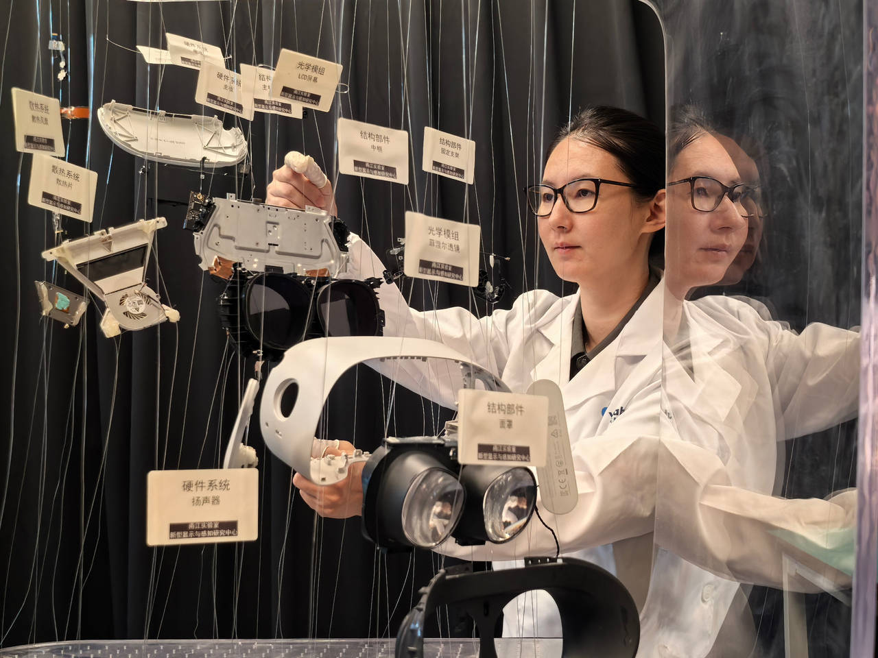 镜大战”比的就是“眼力见”澳门新葡京app潮声丨“百(图5)